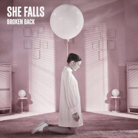 She Falls - Broken Back: quand la musique lutte contre les violences faites aux femmes