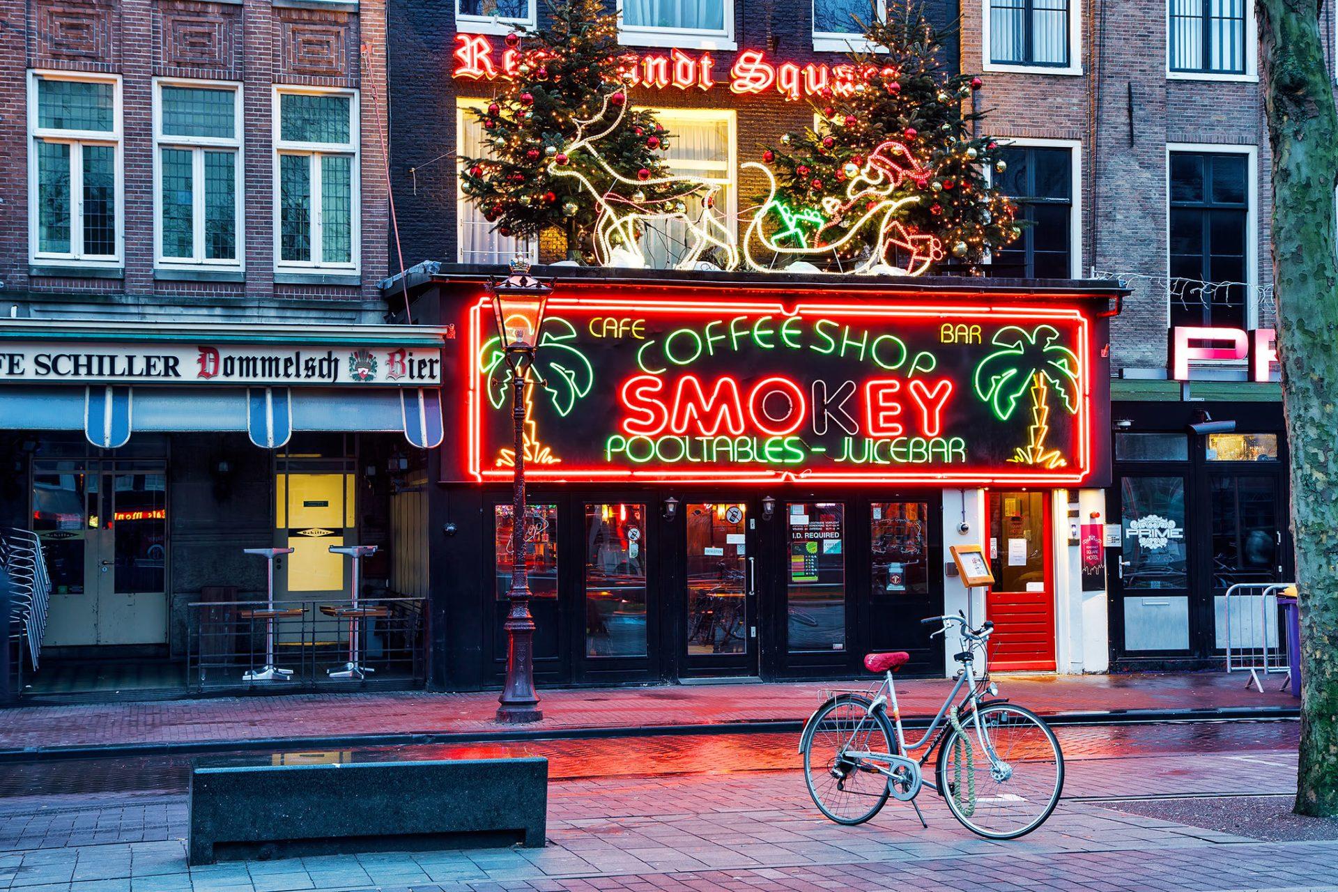 Amsterdam : Le maire de la ville veut bannir les touristes étrangers des coffee shops
