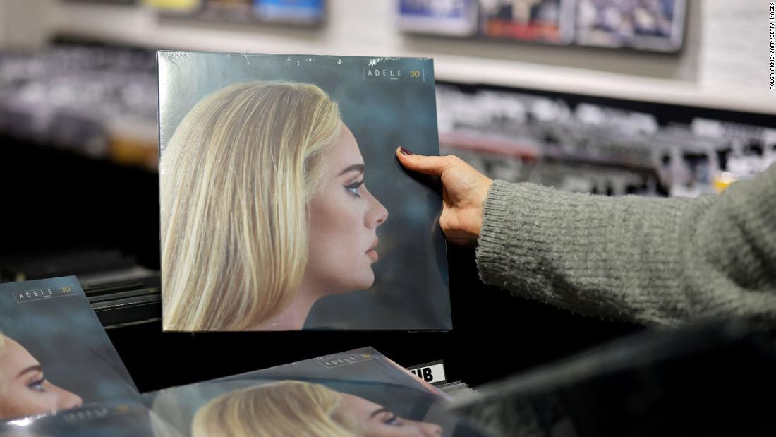 Les ventes de vinyles aux États-Unis établissent un nouveau record de l'ère moderne pour le format