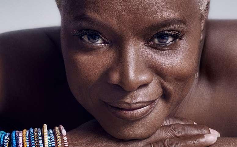 Angélique Kidjo au micro de Raje ! Son spectacle "Sings" passe par l'Opéra d'Avignon