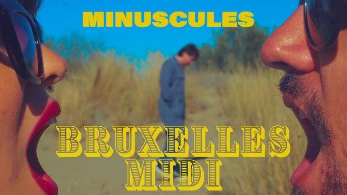 En dehors du cadre traditionnel, minuscules développe son identité artistique