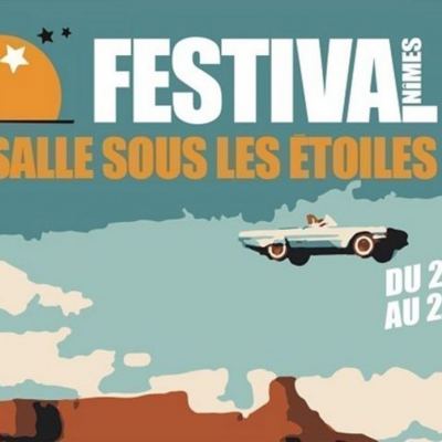 Une Salle Sous Les Etoiles