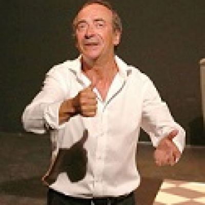 FESTIVAL OFF / DIEU, BRANDO ET MOI (Théâtre Le Verbe Fou)